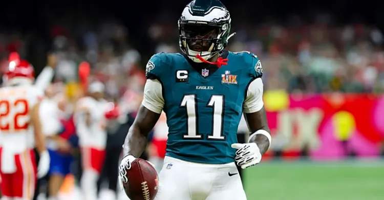 Eagles' A.J. Brown is asking fans to say a special crowd chant for his big plays in 2025