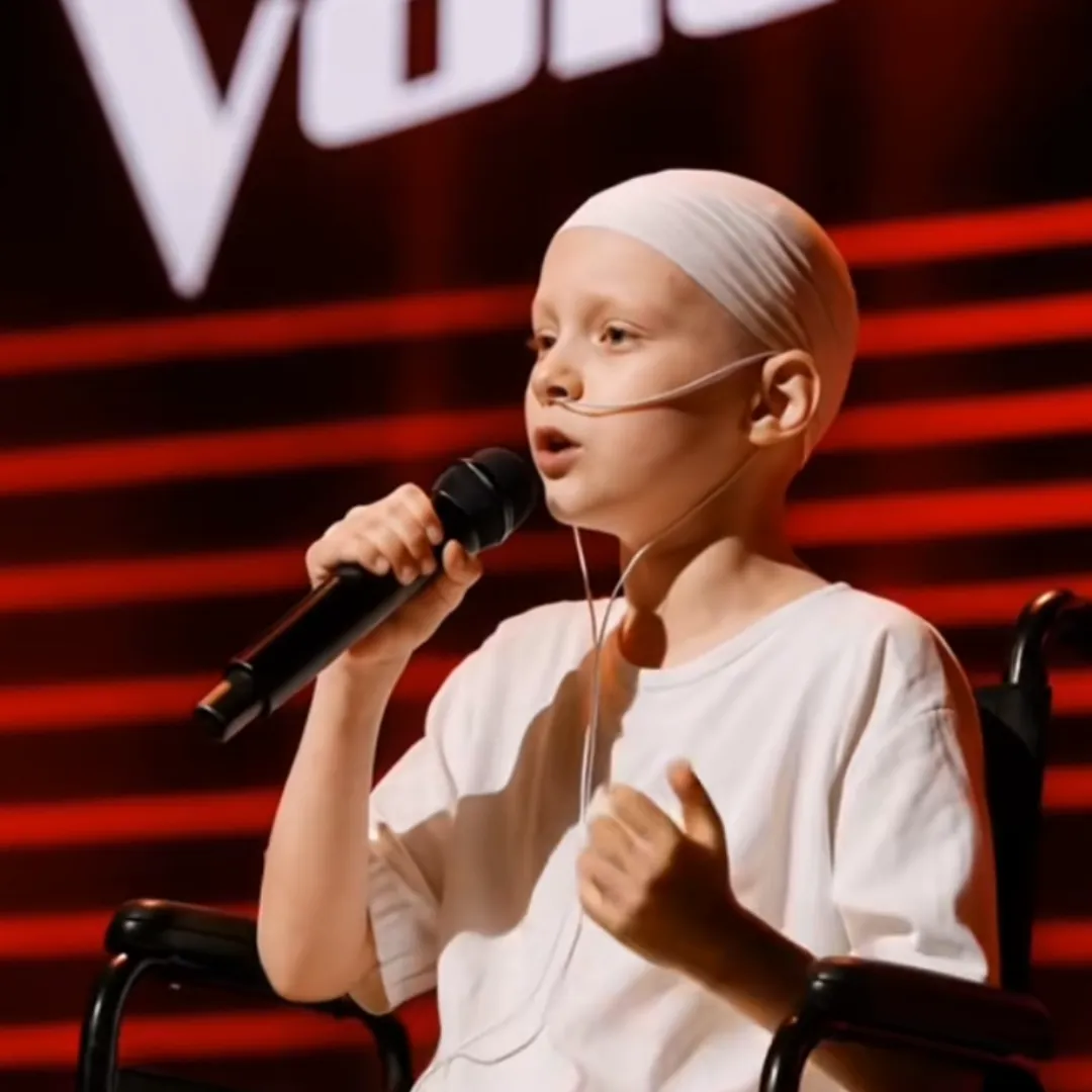 Everyone Held Their Breath — Then This Brave Girl Sang and Made the Entire Voice Stage Cry