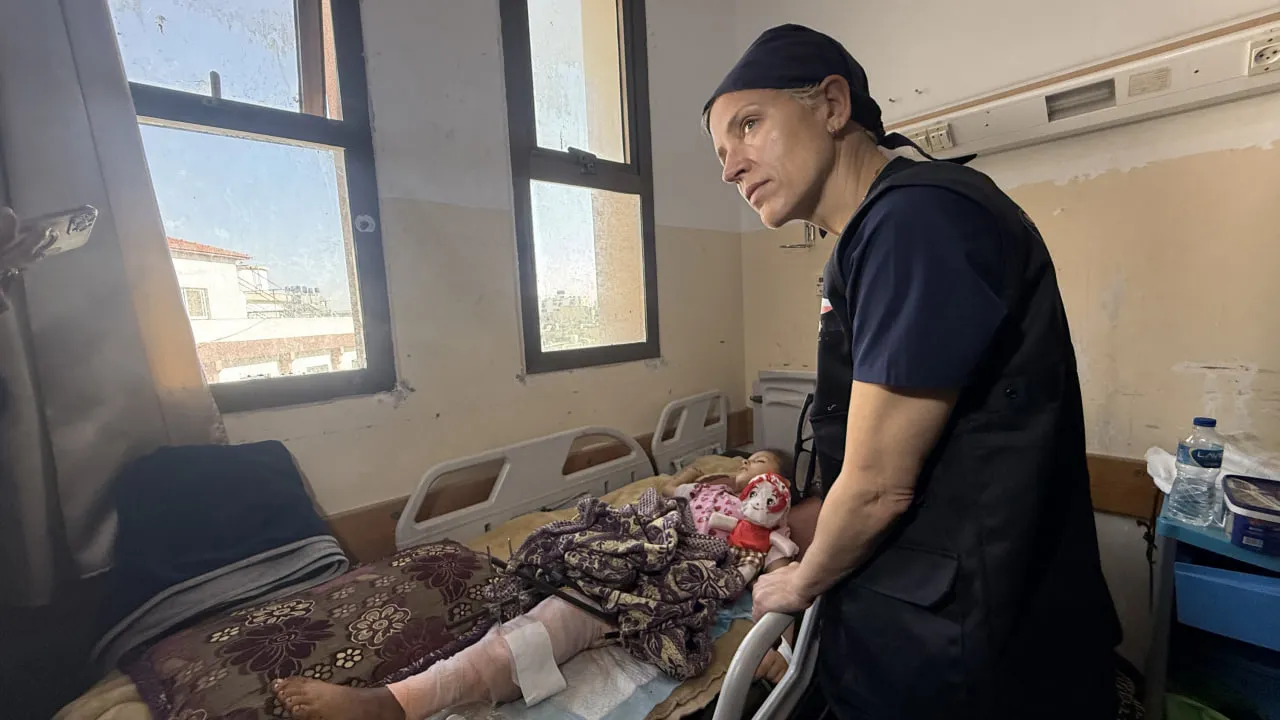 A Surgeon on the Desperation in Gaza: ‘They’re Prepared to Die for a Bagful of Rice’
