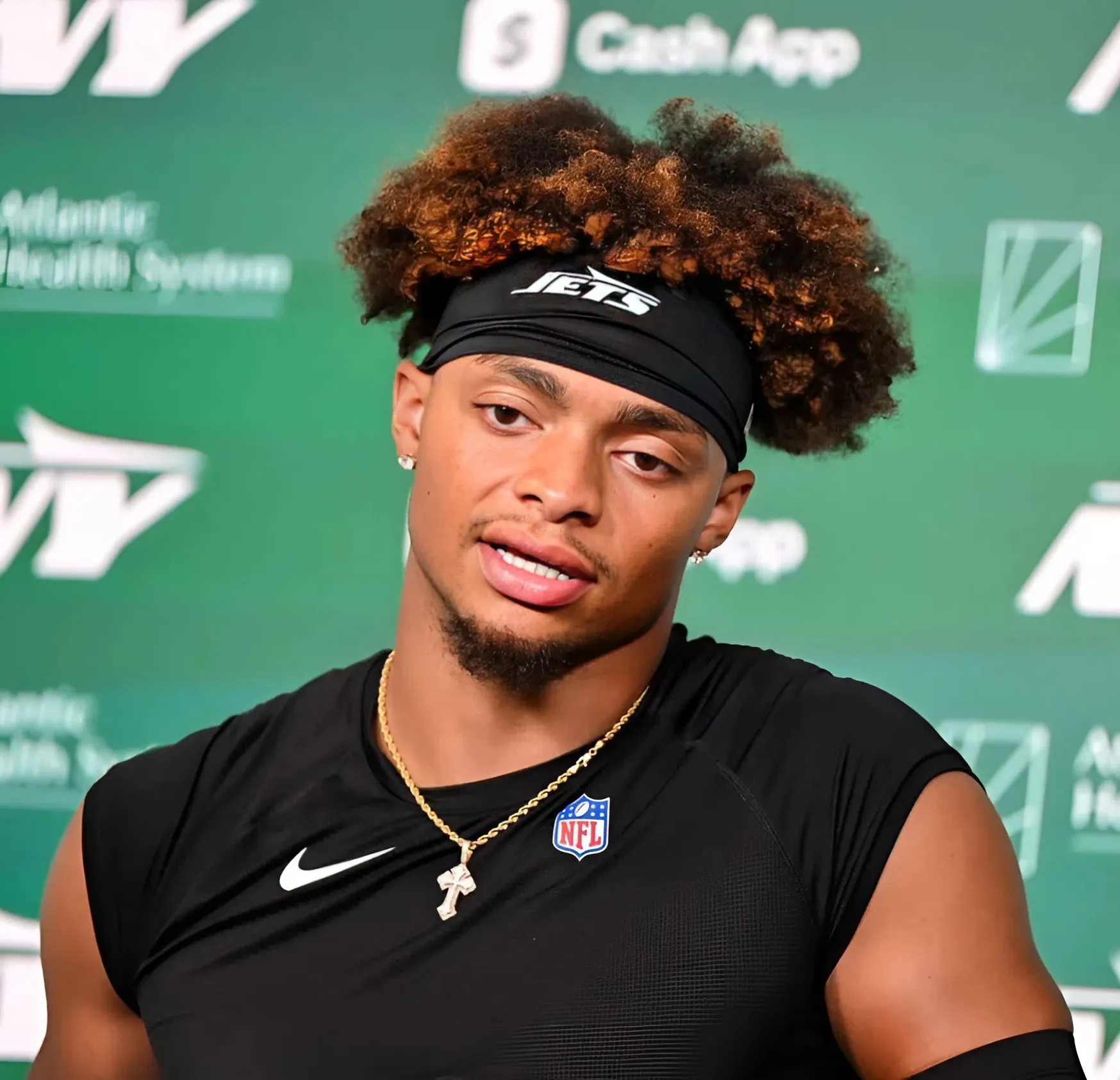 Justin Fields put on intriguing MVP watch ahead of first season with Jets