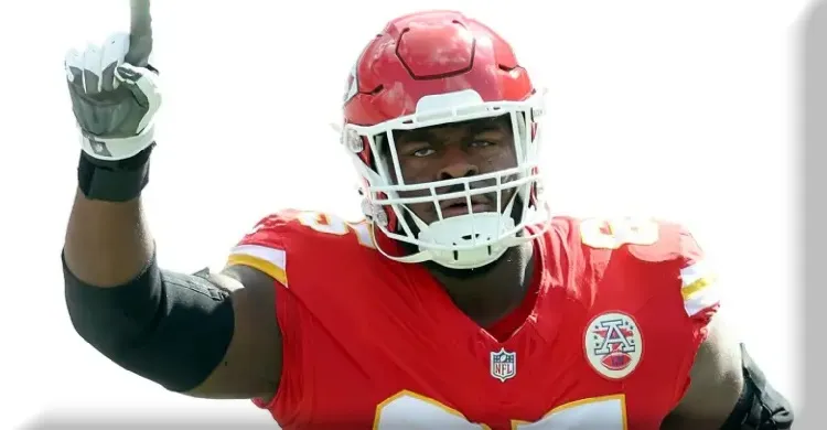 Chiefs Making Record Pact With Trey Smith on Contract Extension: Report