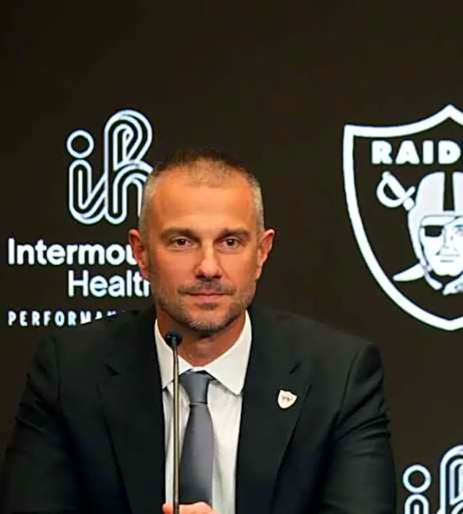 This Raiders Up-and-Coming Player is Under Pressure