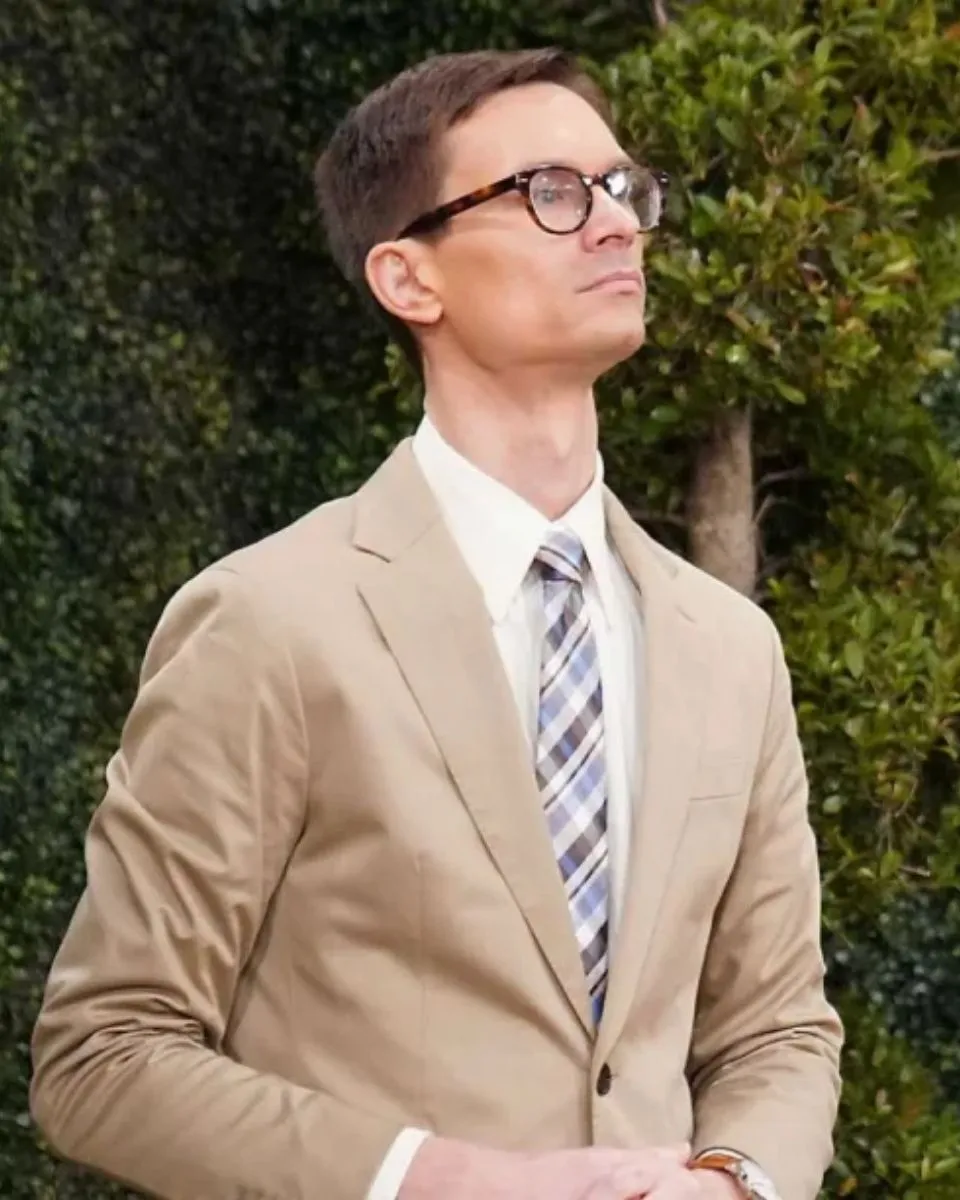The Butler Did It! The Wild Y&R Fan Theory Is All the Rage!