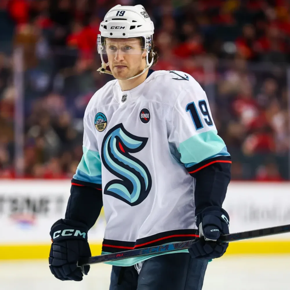 Rangers Linked to Trading for $25M Winger to Add More Scoring