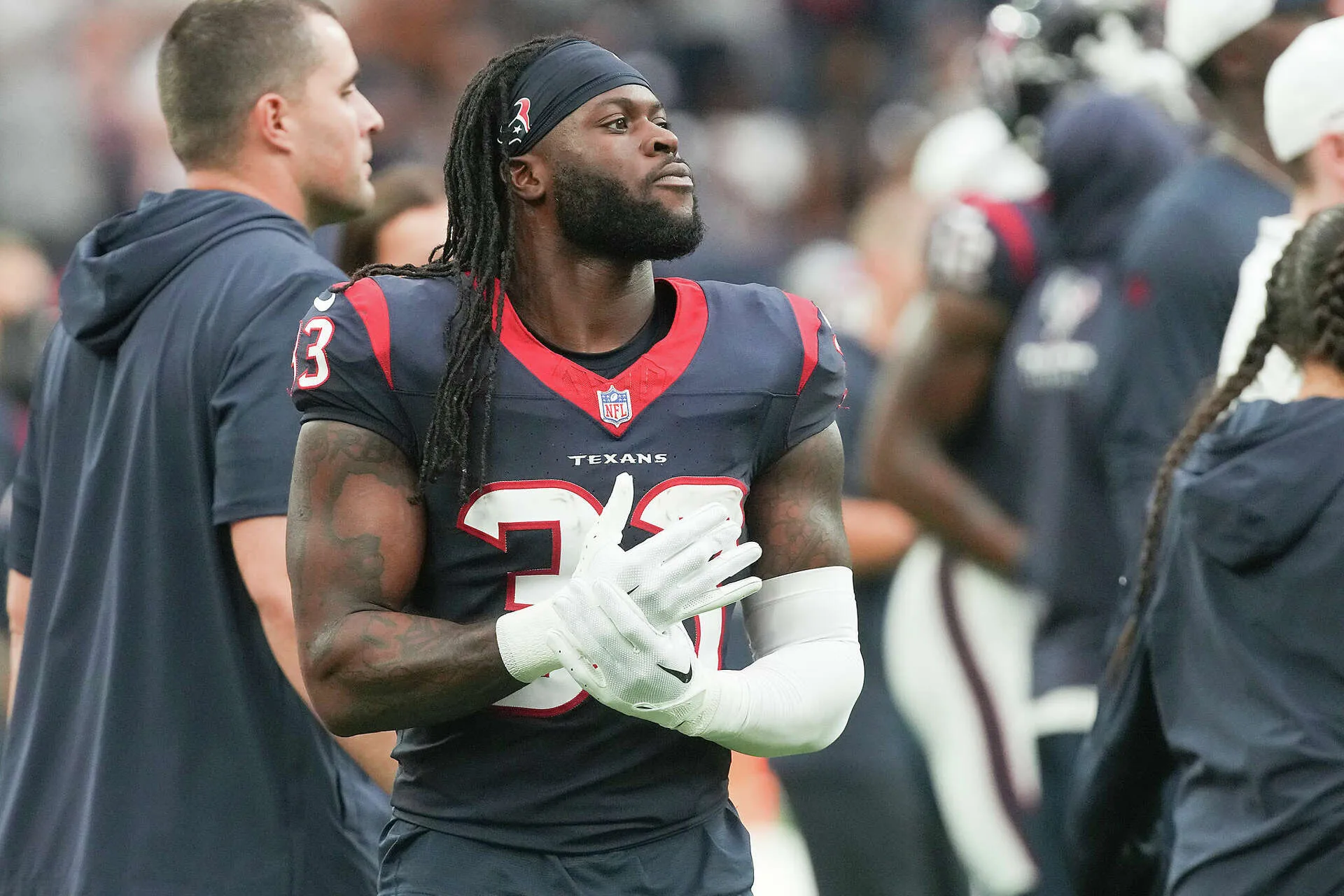 Texans face tough decision as Dare Ogunbowale could be cut with Chubb and Marks solidifying backfield depth