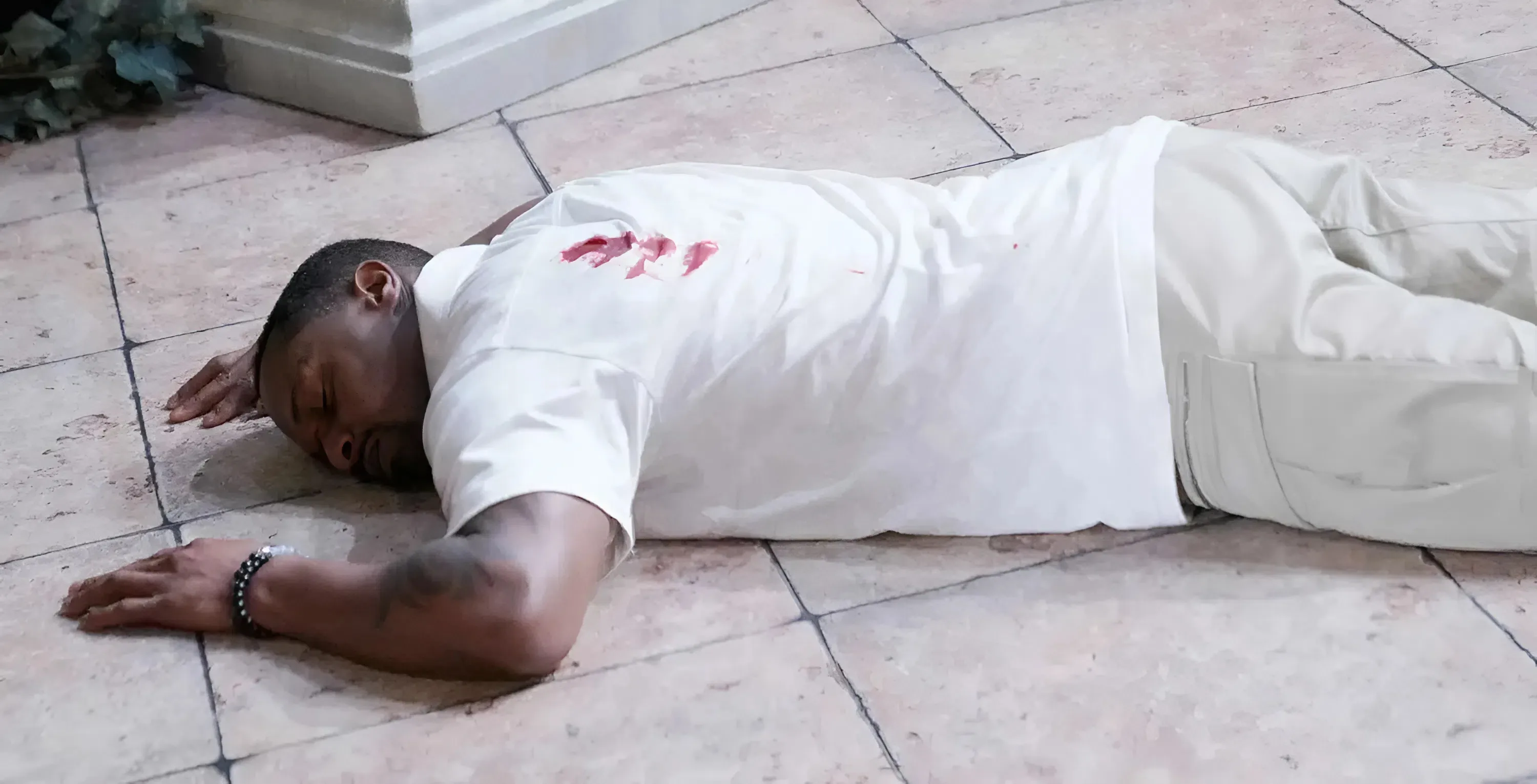 Poisoned, stabbed… or just a plane ticket out? Damian’s ‘death’ throws all of Genoa City into chaos!