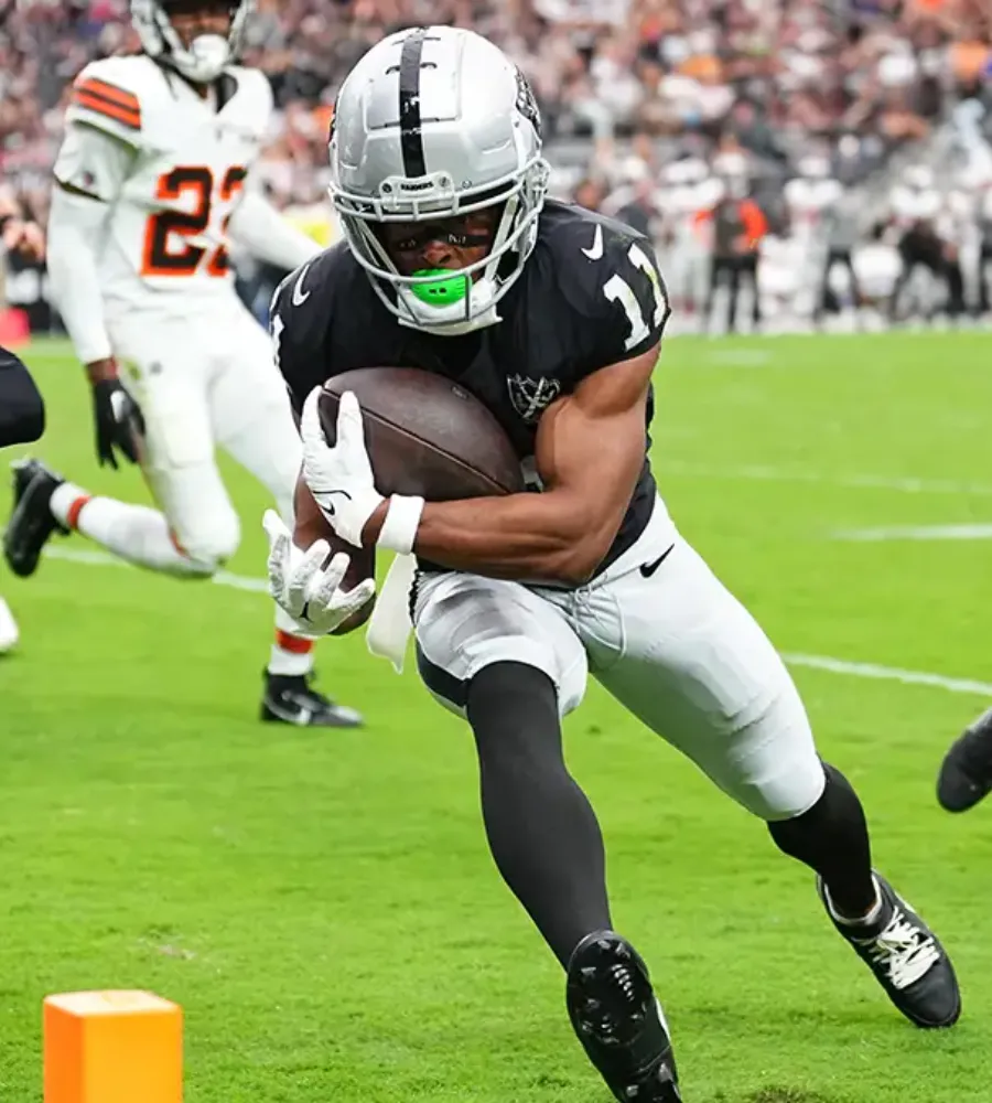 Trade Idea Has Raiders Swap Tre Tucker for Rival WR Coming off Breakout Season