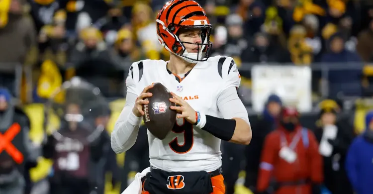 NFL QB rankings put Joe Burrow above hated rival in stunning upset