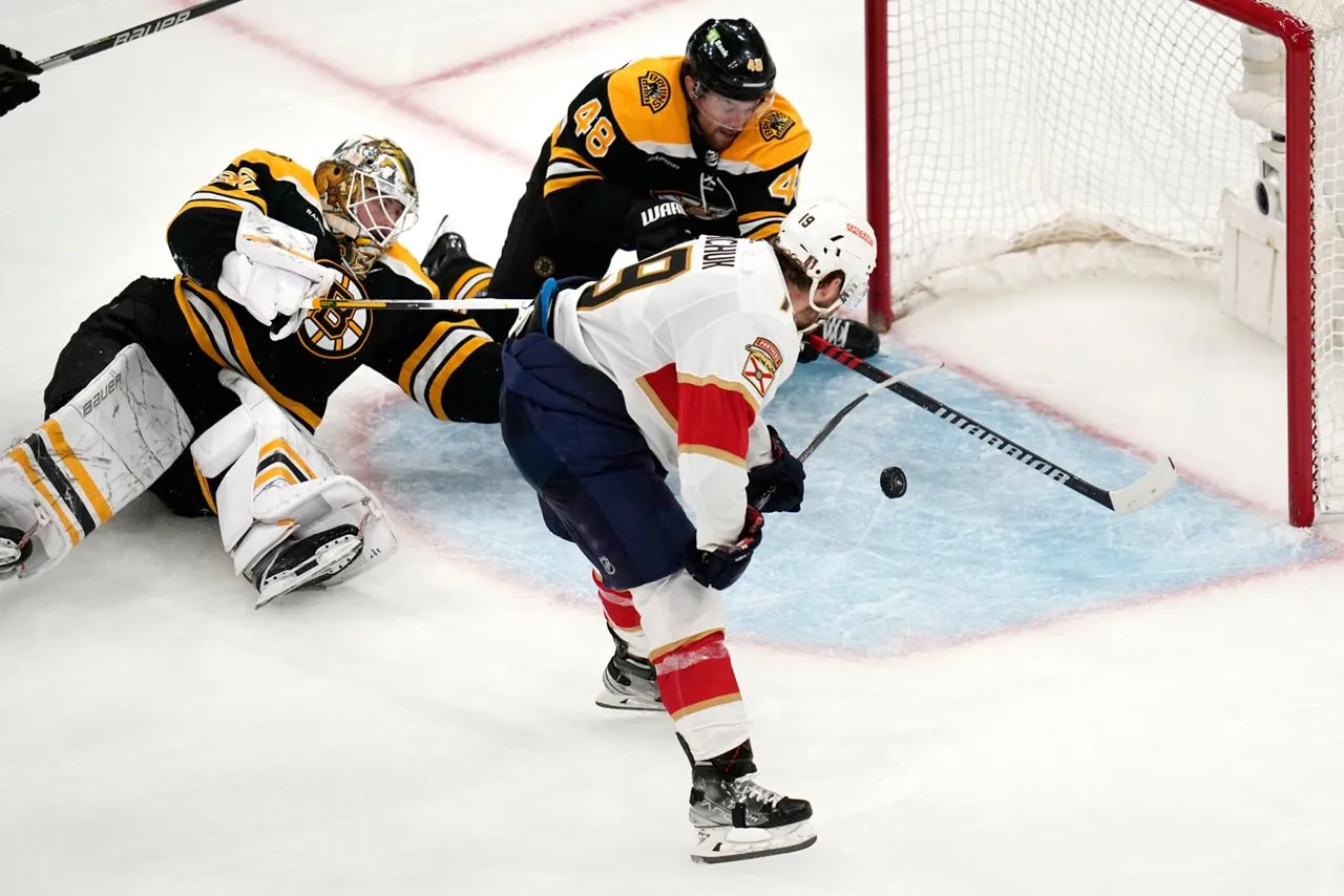 Bruins division rival could be facing devastating situation to begin 2025-26 season