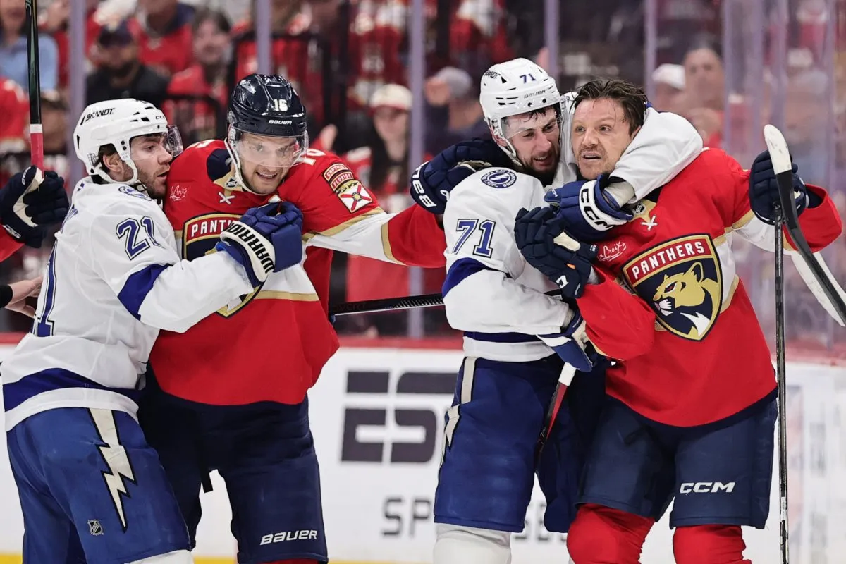 An Outdoor Match on Ice in Florida and the Battle for the State Headline 2025-26 Tampa Bay Lightning Schedule