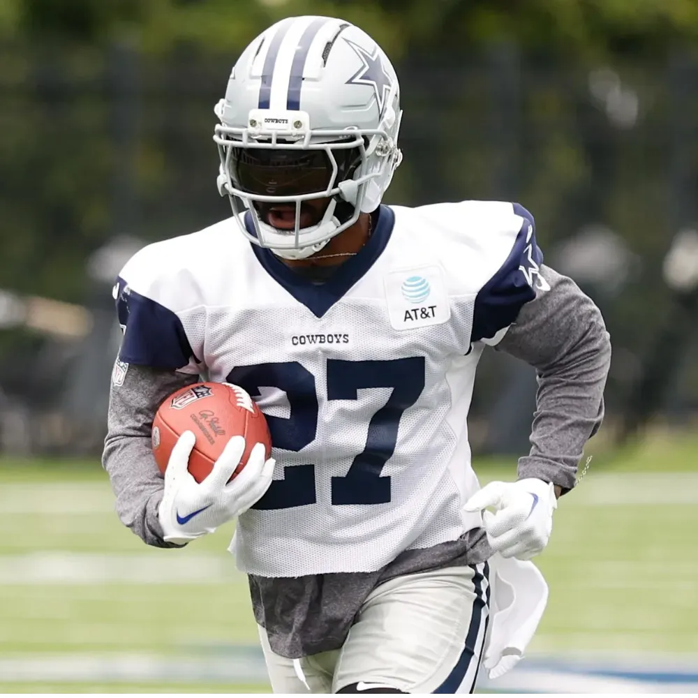 Dallas Cowboys' RB situation inexplicably named best in NFC East