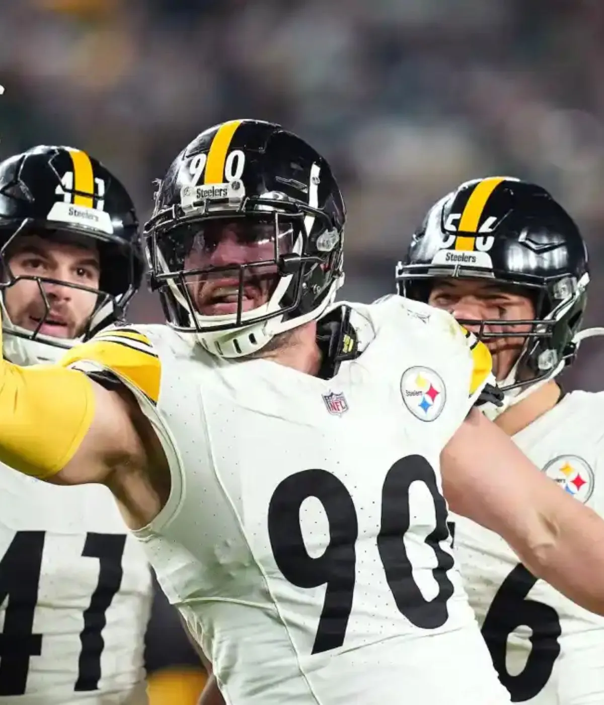 T.J. Watt Sends No-Word Reaction After Inking Record-Setting Deal With Steelers