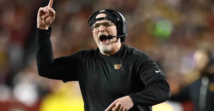 Dan Quinn hilariously forced into peacemaker role as Commanders mutiny brews