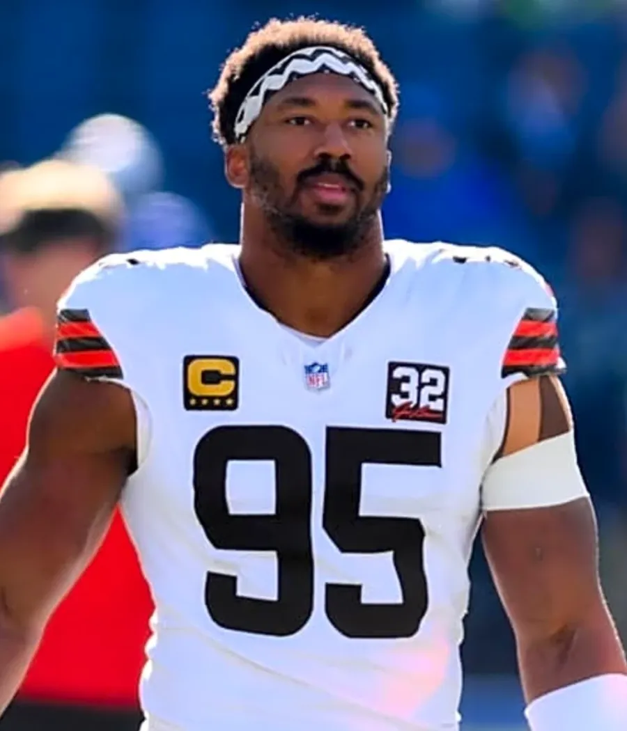 Cleveland Browns Predicted to Make Historic Myles Garrett Decision