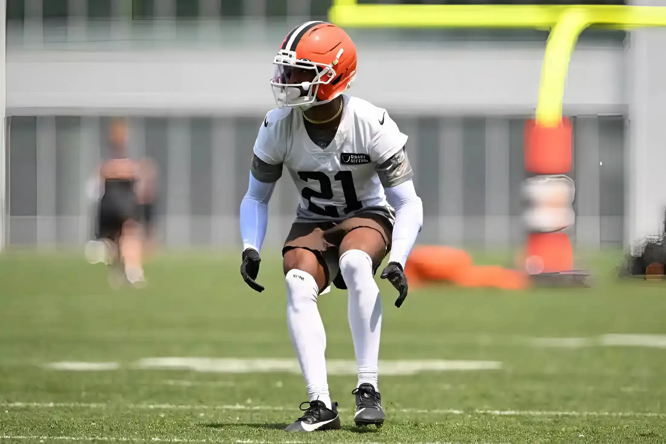 Browns Cornerback Slips Slightly in ESPN’s Top 10 Survey, but Still Among Elite