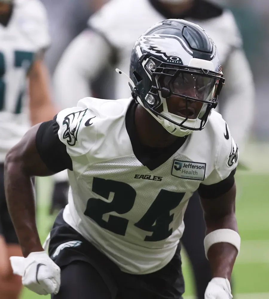 EAGLES SAFETY SHOWDOWN: Broken Logjam Sets Stage for Mukuba’s Big Break!