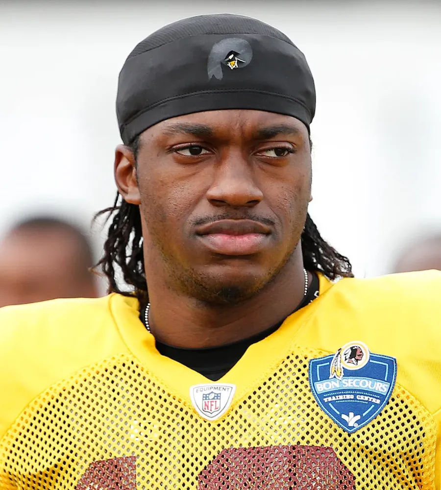 WWE legend calls out former Commanders QB for disrespecting Angel Reese