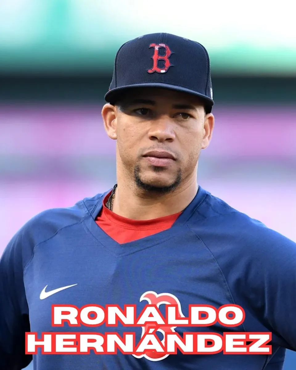 Red Sox bring back former catching prospect Ronaldo Hernández on minor-league deal