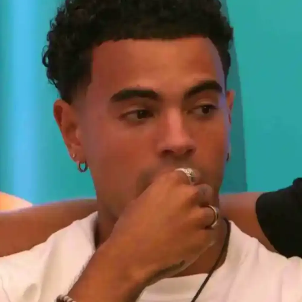 Love triangle scandal, secret hook-ups and brutal betrayal — Harrison quits Love Island 2025 after explosive Casa Amor fallout leaves him exposed, isolated and at the center of the villa’s most toxic showdown yet - suong