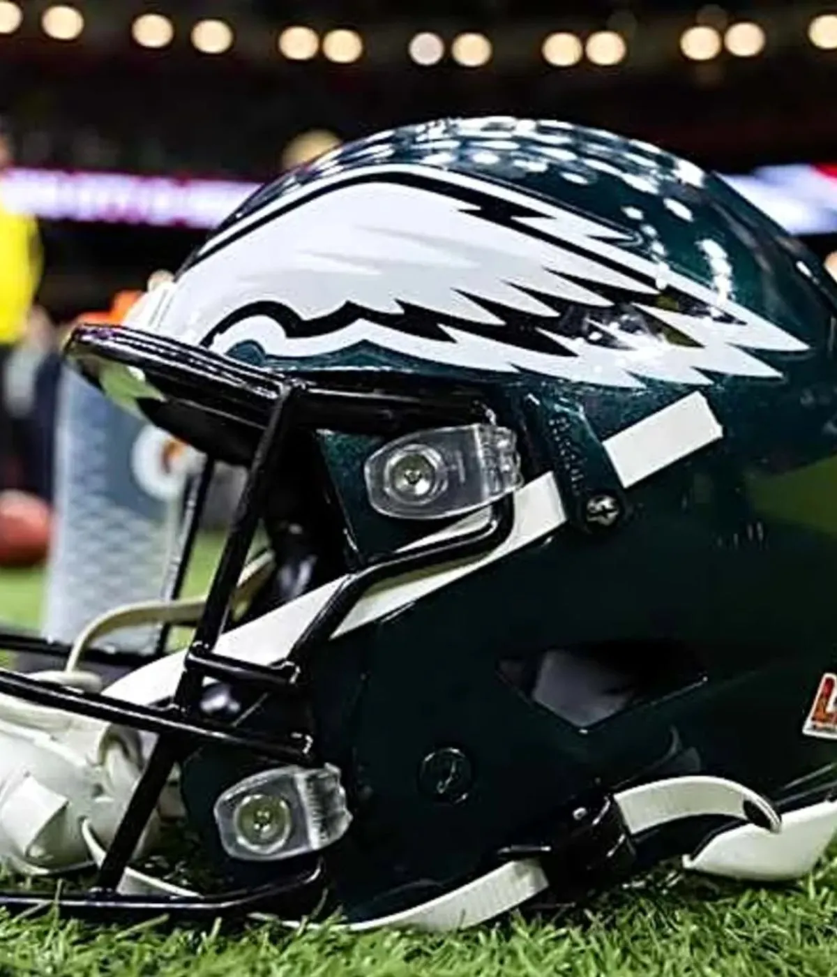 Former Eagles receiver showing Chargers fans what he rarely did in Philadelphia