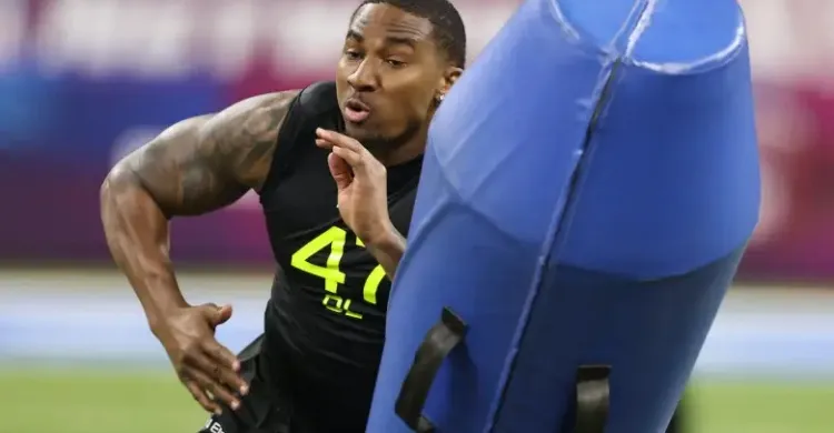 Cowboys Get Good News on Rookie Donovan Ezeiruaku Contract Impasse — Maybe