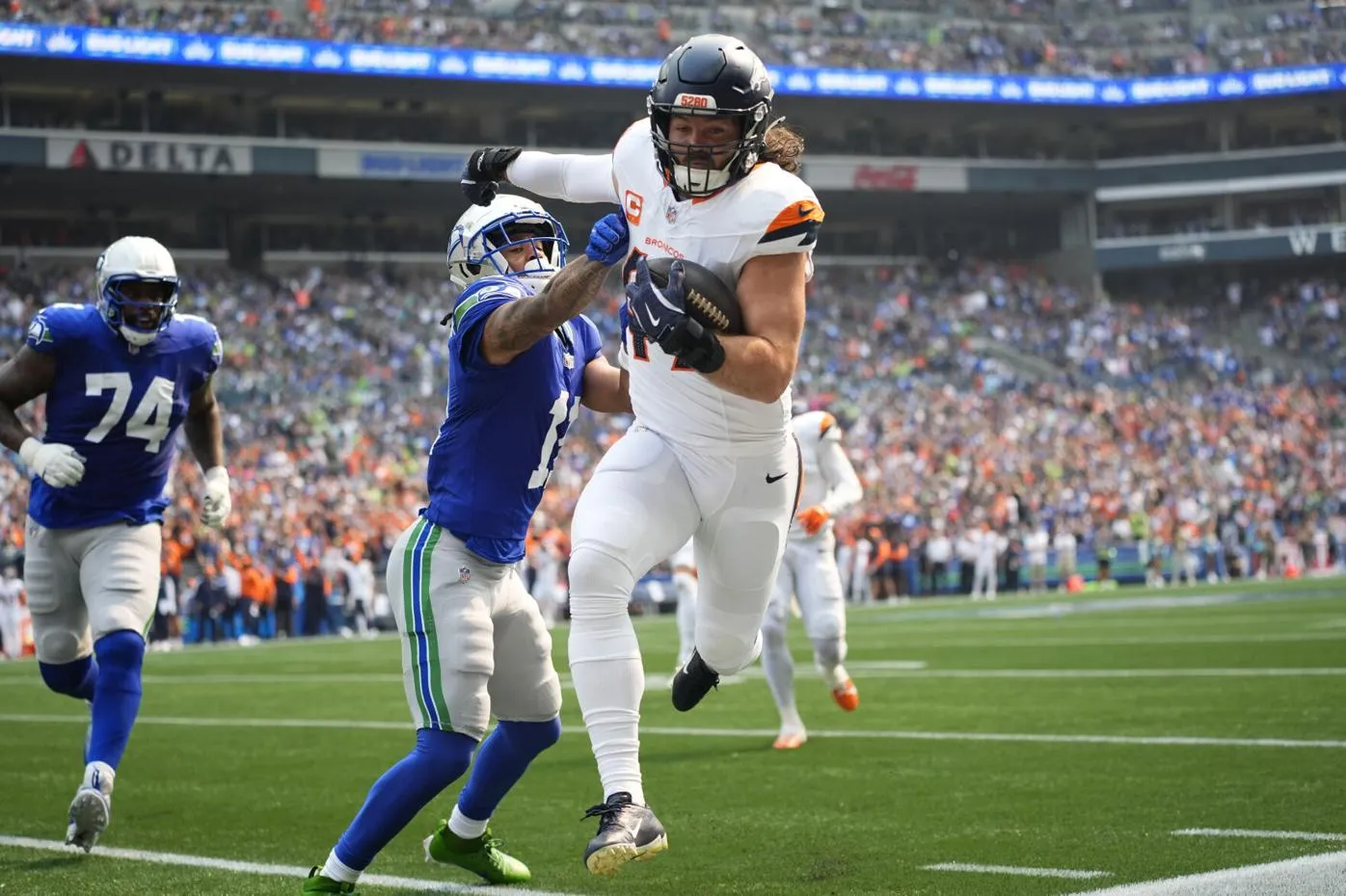 Broncos Face a Roster Decision on Alex Singleton—Is It Time to Move On?