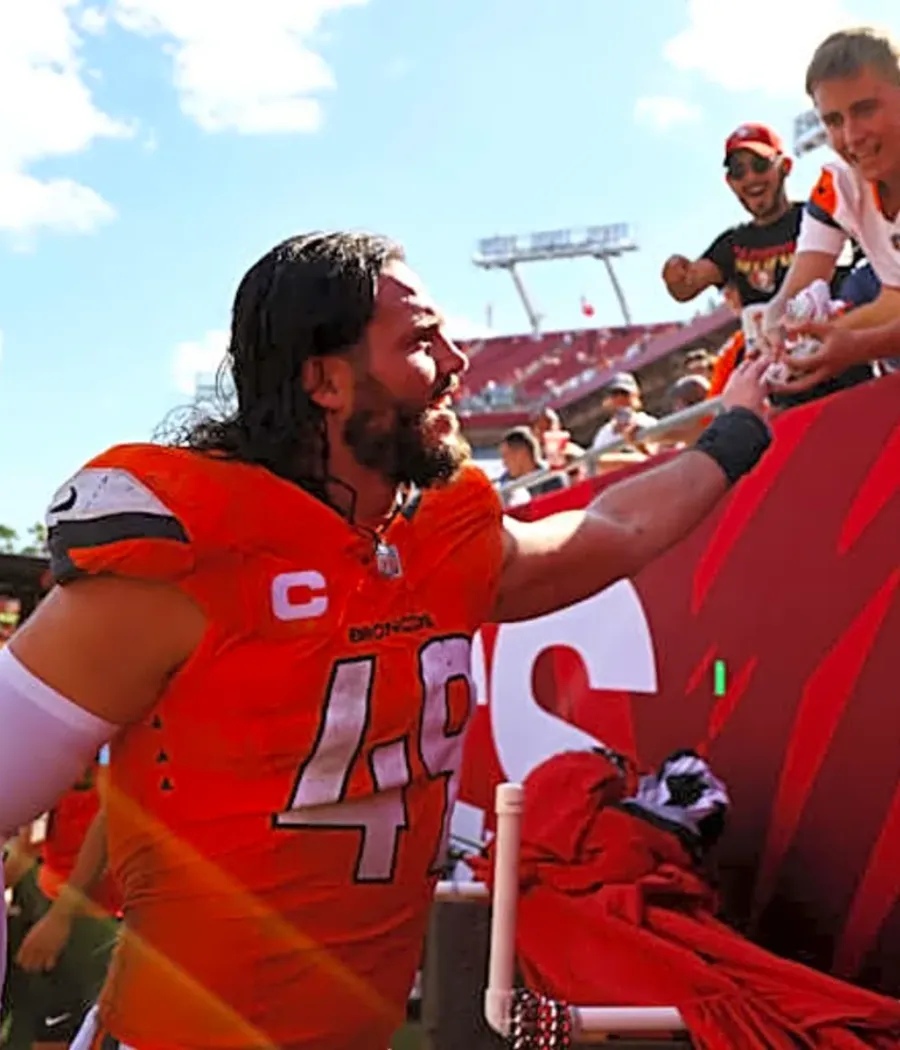 Broncos Face a Roster Decision on Alex Singleton—Is It Time to Move On?