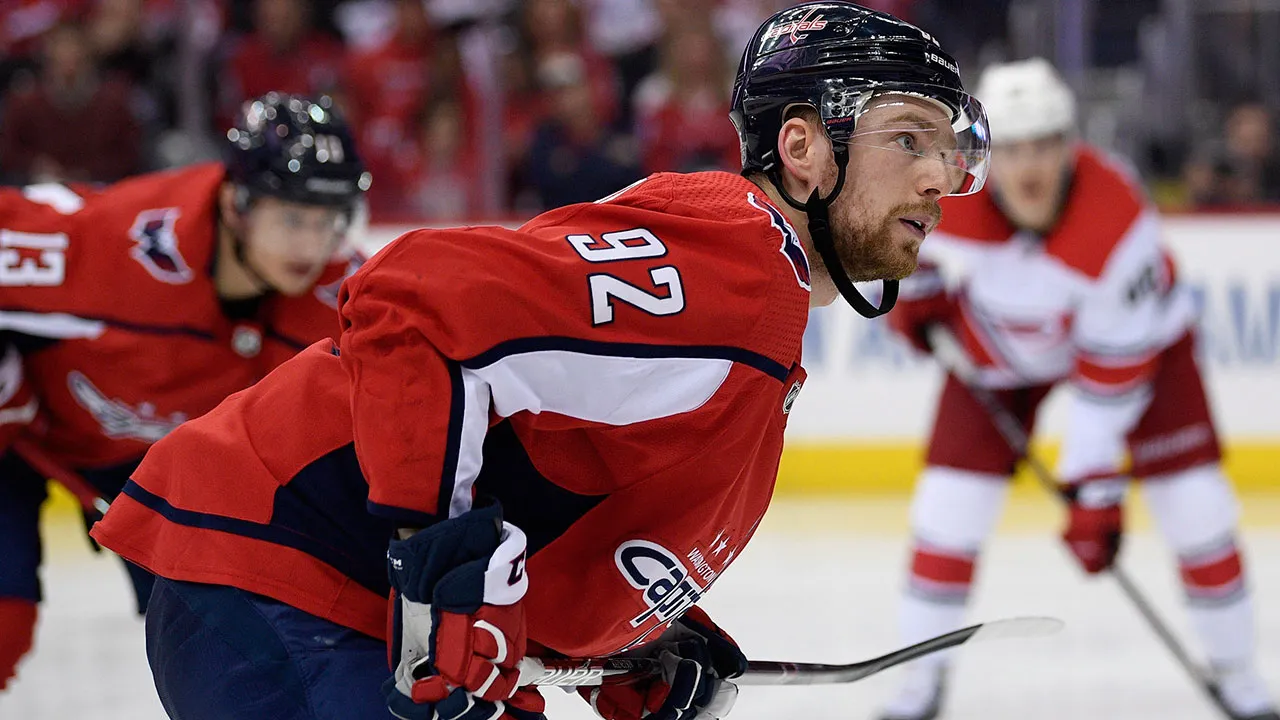Evgeny Kuznetsov’s agent says he speaks to 2-3 NHL teams a day and a contract resolution should be reached by early August: ‘He is motivated to come back’