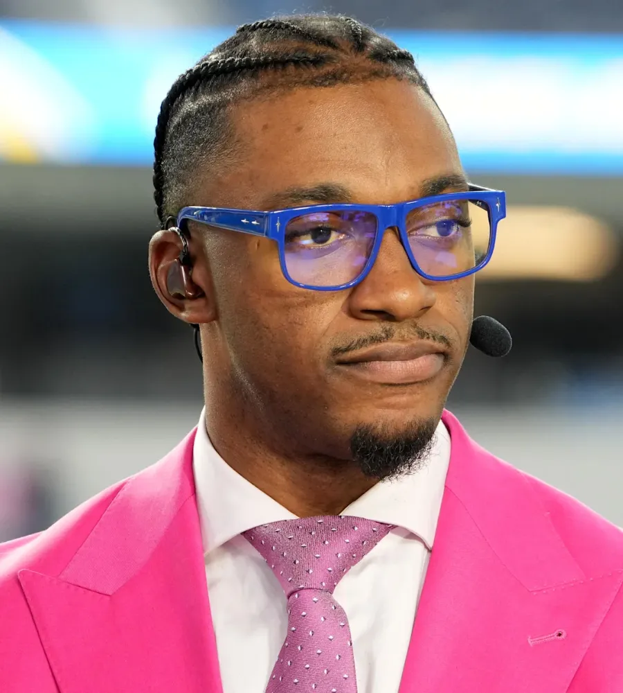 Scandal hits NFL; former Commanders QB urges players to sue