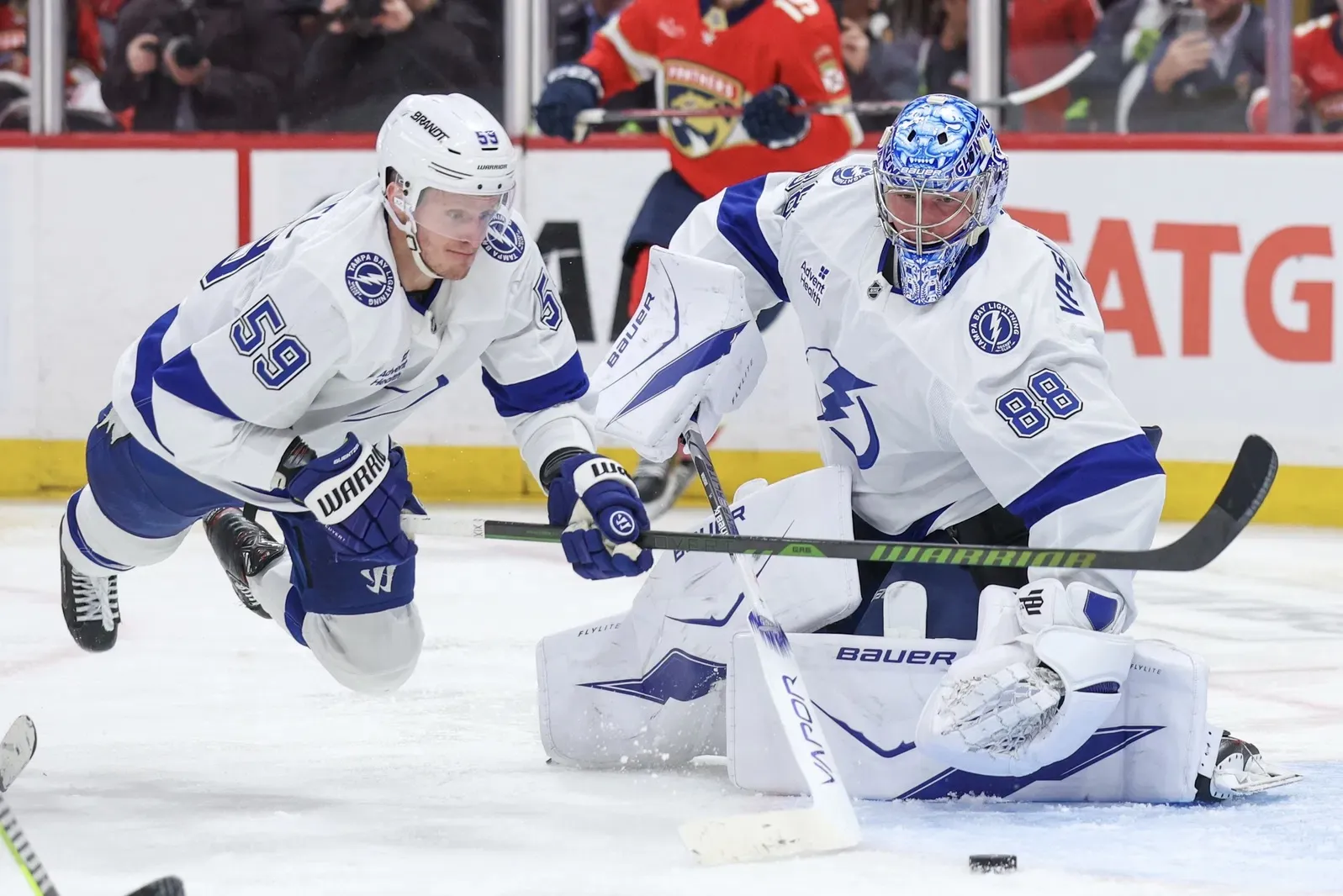 Lightning fans believe that "it would be best to fix the lineup, otherwise it'll be like last year; knocked out early after making the playoffs."