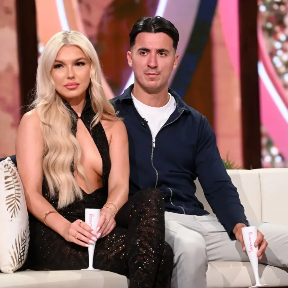 “I did send it” – Love Island’s Lucy breaks her silence on leaked voicenote that branded her a ‘gameplayer’ as she admits plotting to pair with Tommy to ‘get to the end’ and confesses to trash-talking Megan in savage private message - suong