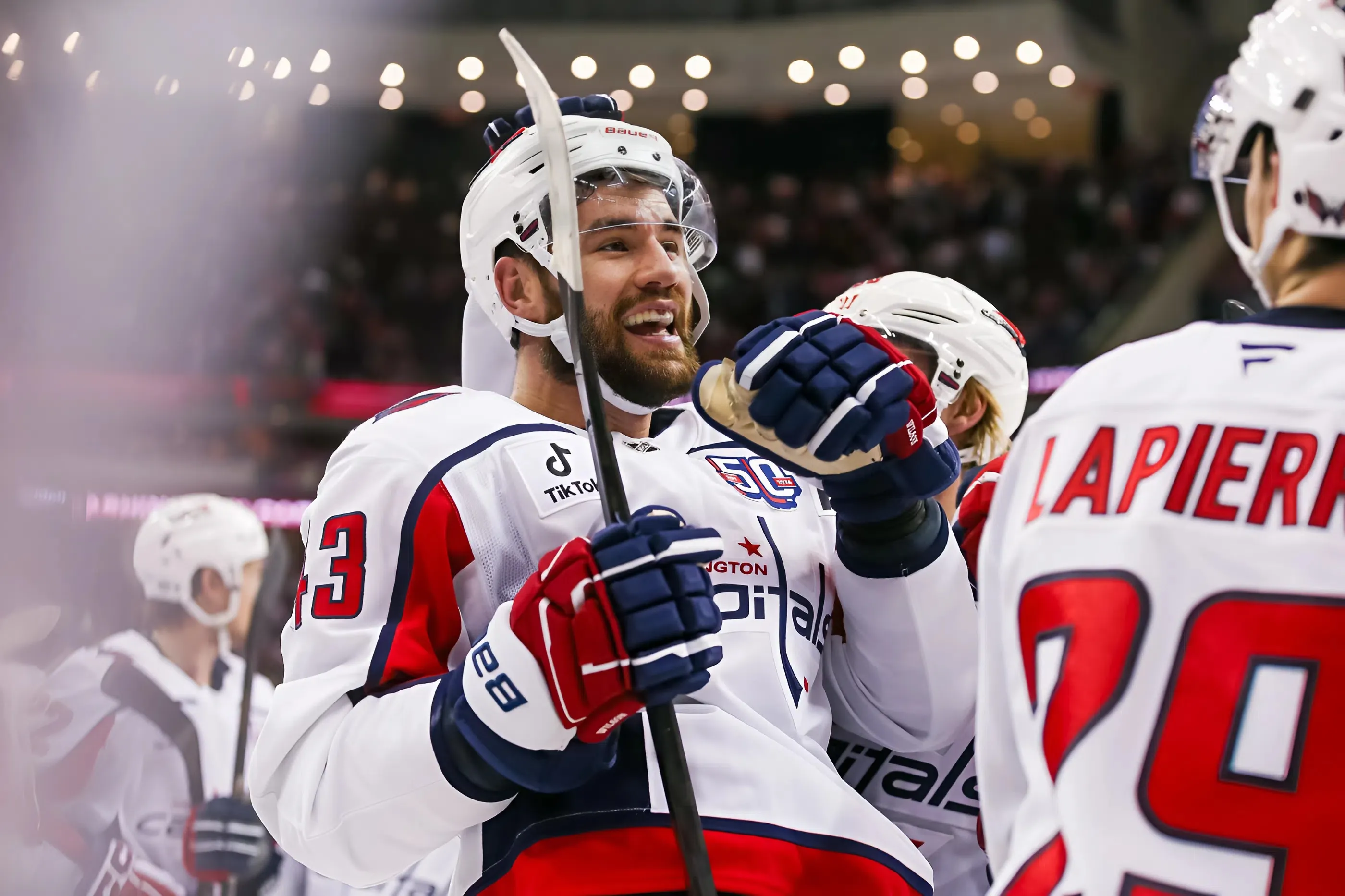 Tom Wilson of the Washington Capitals Offers Inspiring Advice to Young Toronto Hockey Players trucc