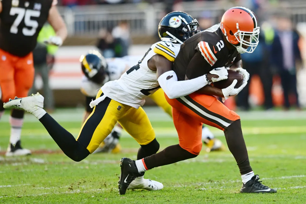 Steelers Named ‘Logical Landing Spot’ for $136 Million WR