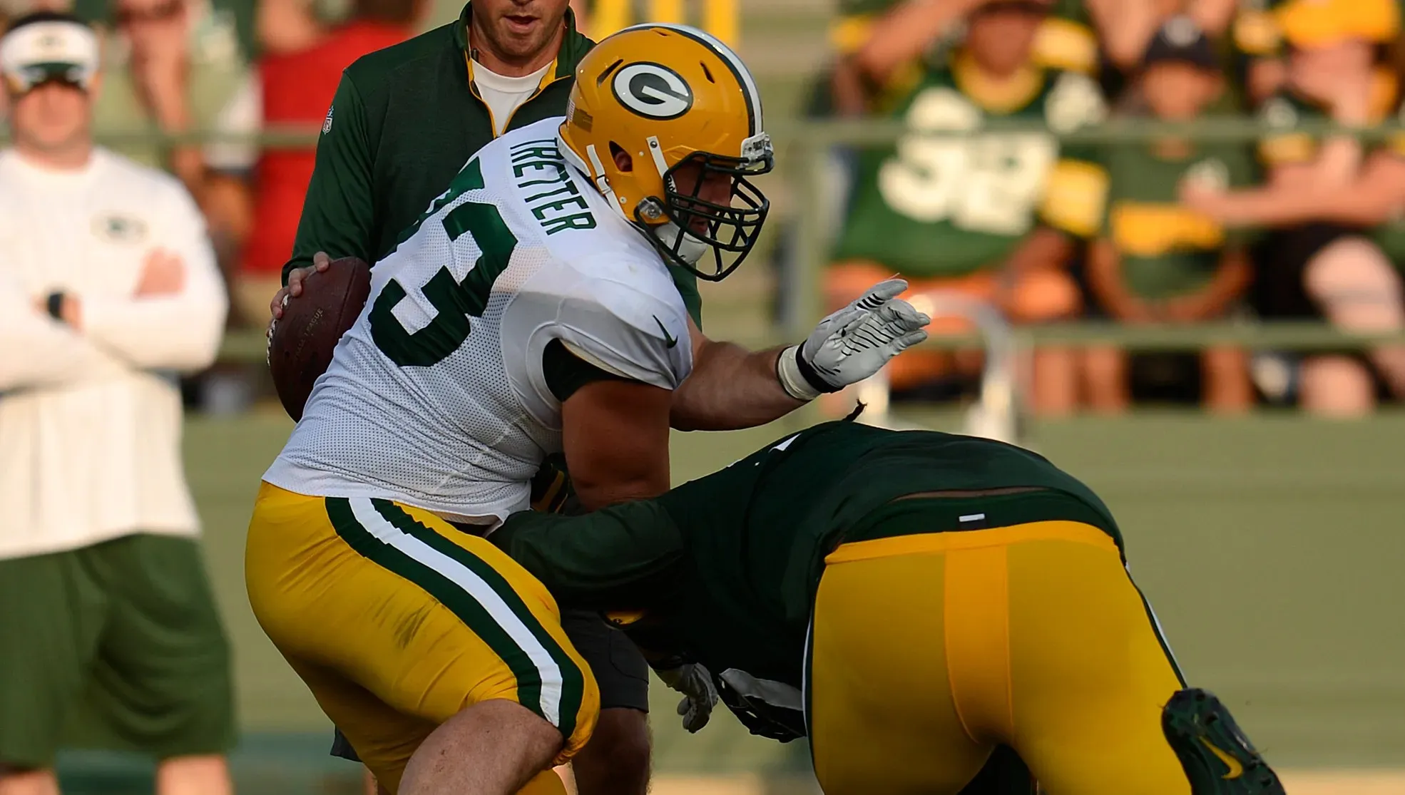 “I Can’t Deal With It” Former Packers Star Abruptly Quits Job With NFL, Releases Shocking Statement “I Can’t Deal With It” Former Packers Star Abruptly Quits Job With NFL, Releases Shocking Statement
