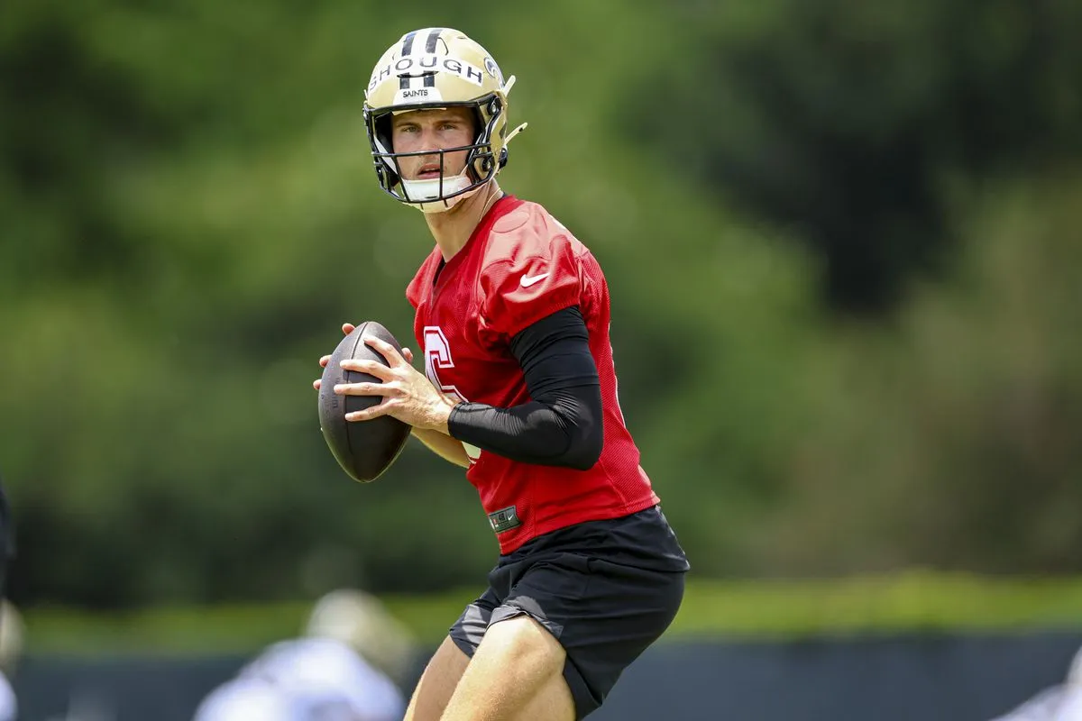 Saints QB $10.95M ignites fierce battle in Saints QB competition with determination and skill to claim starting role