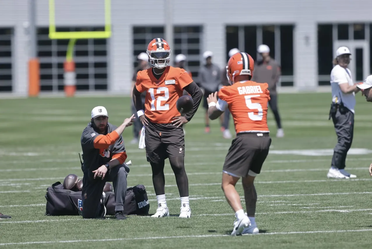 Browns have perfect solution to crowded QB room after latest Titans news