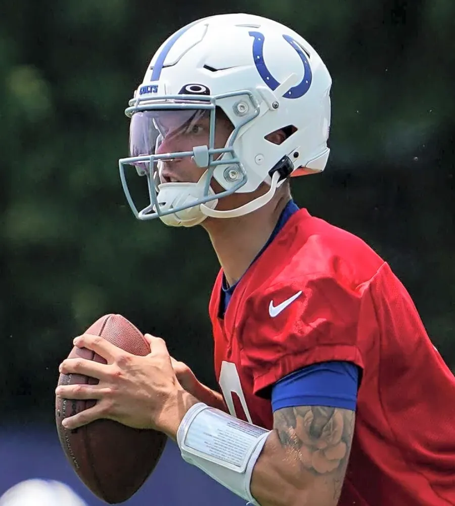 Bengals sign three, cut two others days before training camp
