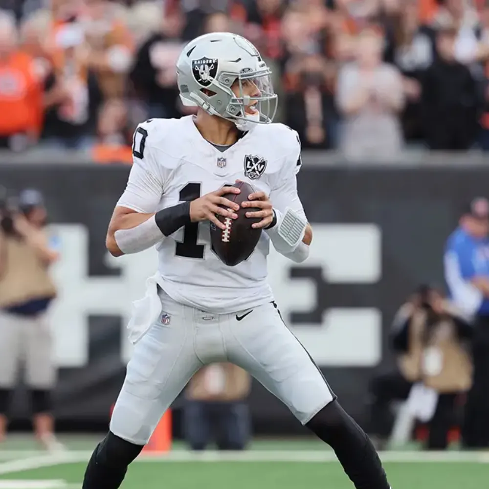 From practice squad castoff to playoff contender — Ex-Raiders QB Desmond Ridder signs with the Bengals after months in limbo, ending retirement rumors in shocking last-minute move before training camp - suong