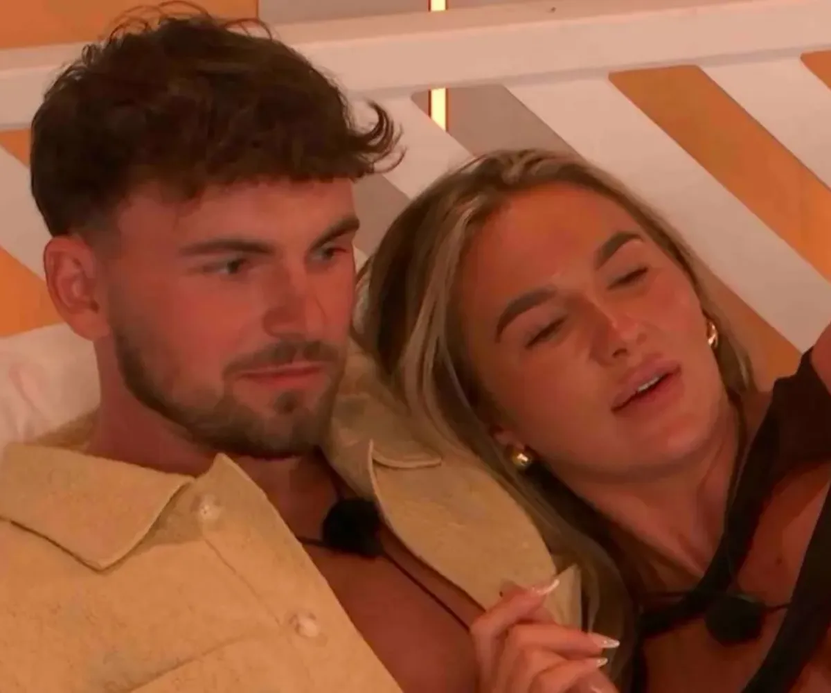 ‘Why does he keep his eyes open?!’ — Love Island fans stunned by villa lad’s ‘creepy’ kissing technique as viewers question his bizarre on-screen snogging and spark wild rumours about his connection with a bombshell - suong