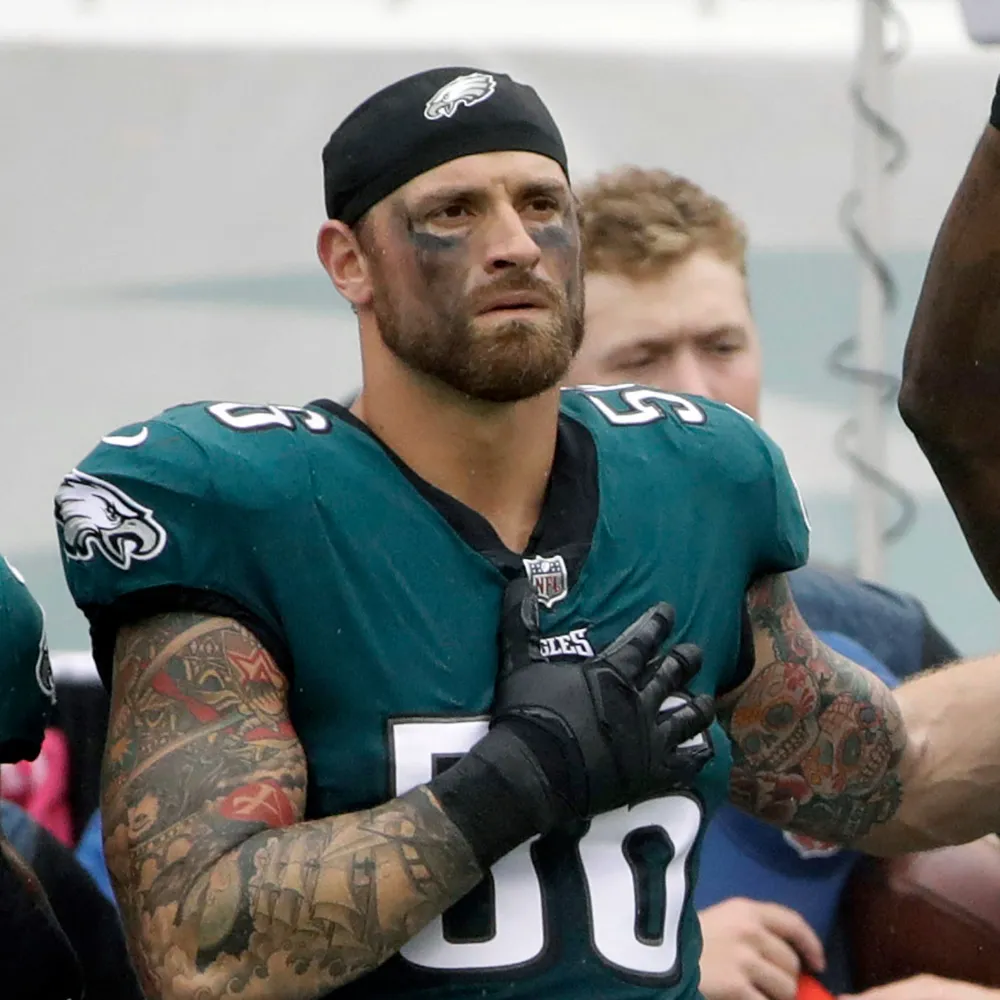 ‘Bro, it’s awesome here… you need to get down here’ — Eagles star Chris Long reveals the behind-the-scenes pitch that convinced Patriots RB LeGarrette Blount to join Philly before their epic Super Bowl win - suong
