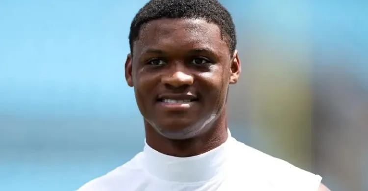Pro Bowl WR Says He’d Hold Off Retirement to Play for Cowboys in 2025