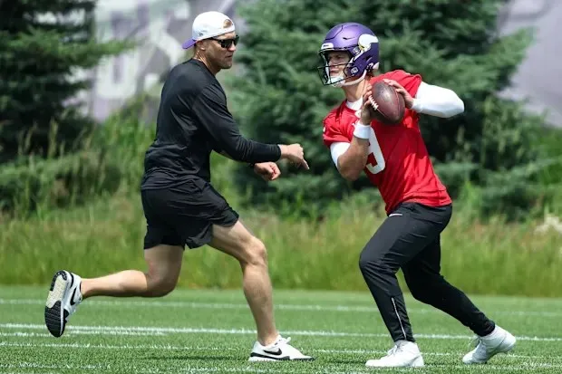 J.J. McCarthy Sends 2-Word Message as Vikings Make Announcement