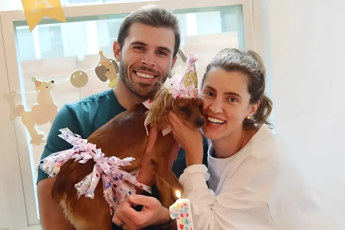 Zach Shallcross and Kaity Biggar Share Secrets Behind Their $1,240 Wedding tram