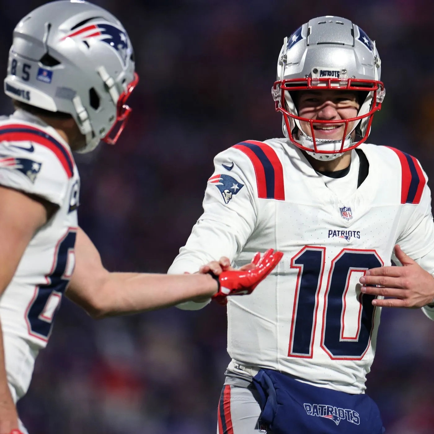 Struggling Patriots vet has over 5 million reasons to buy Drake Maye hype