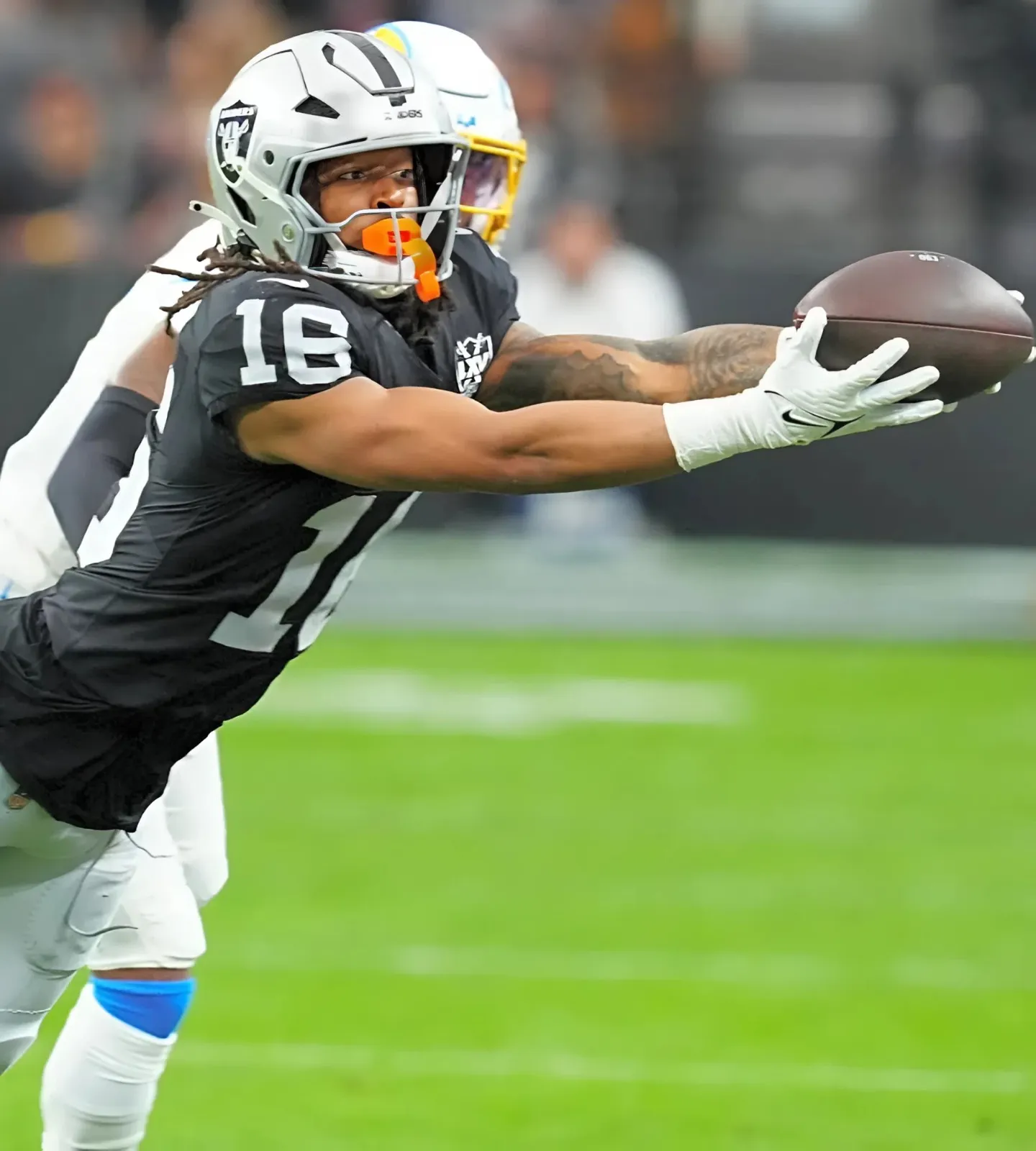 Silver and Backseat? Jakobi Meyers’ Raiders Future in Question