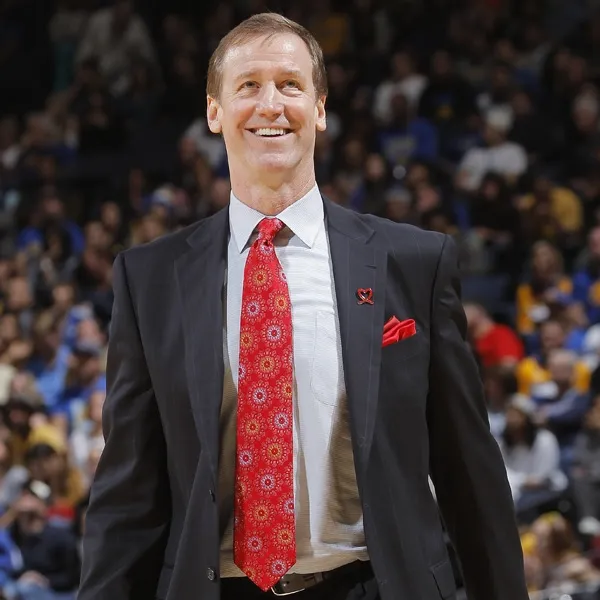 Top Warriors Assistant Turns Down Job with New York Knicks