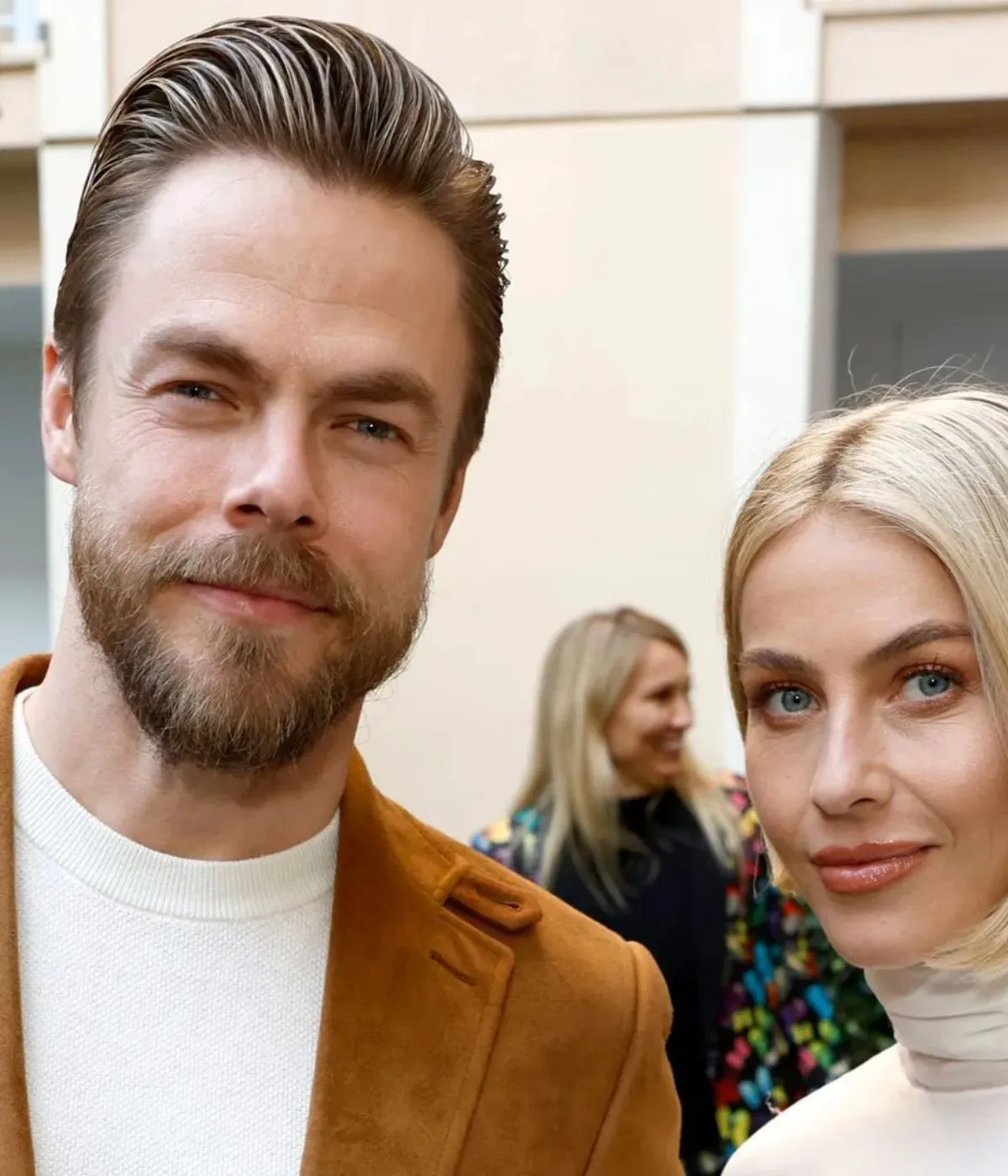 Julianne Hough Reacts to Brother Derek Hough’s Exciting Family Update