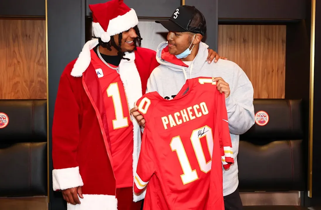 Chiefs Training Camp Opens Amid Negative ‘Overreaction’ on AFC West Dominance