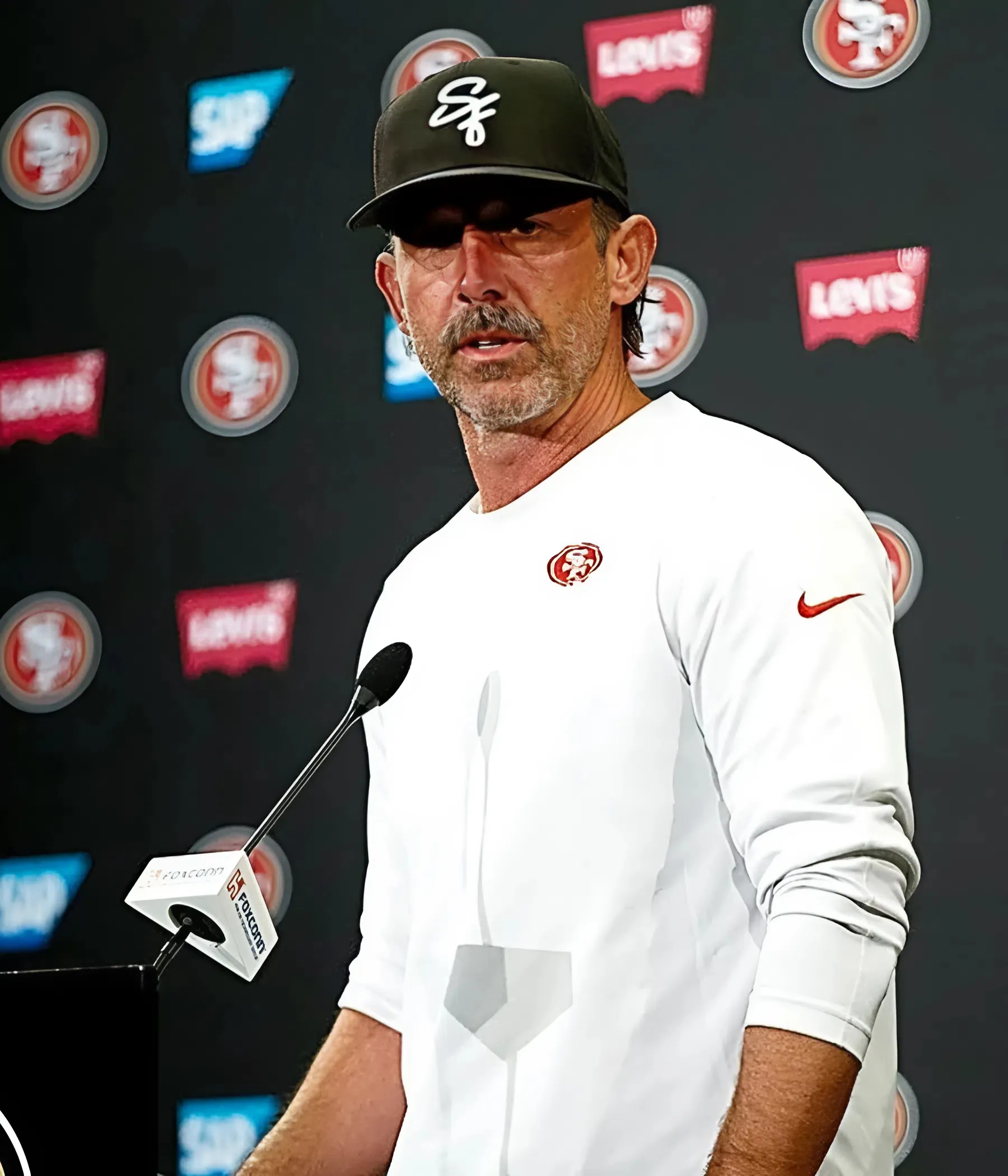 Kyle Shanahan defends 49ers' offseason strategy: 'We have a solid O-line'