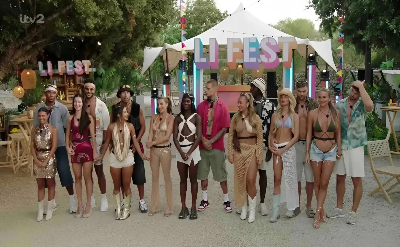 Love Island fans slam producers for giving villa girl ‘winners edit’ as they predict finale outcome liennhi